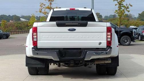 2022 Ford F-350 LARIAT SUPER DUTY