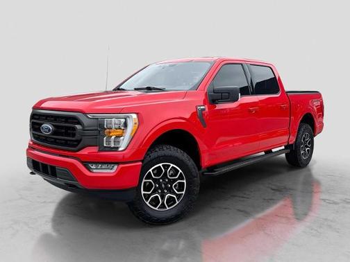 RACE RED 2023 Ford F-150 XLT