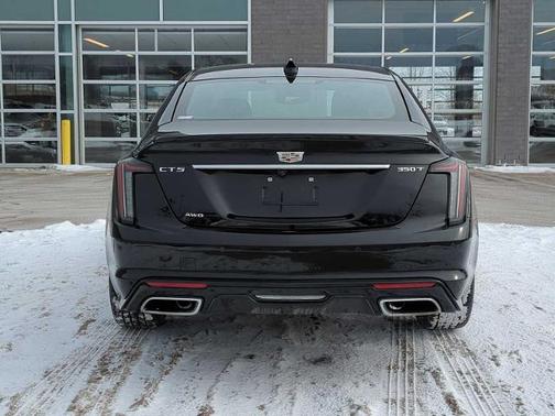 2025 Cadillac CT5 SPORT