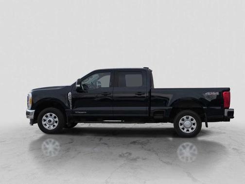 ANTIMATTER BLUE 2023 Ford F-250 XLT