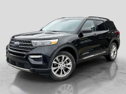AGATE BLACK METALLIC 2023 Ford Explorer XLT