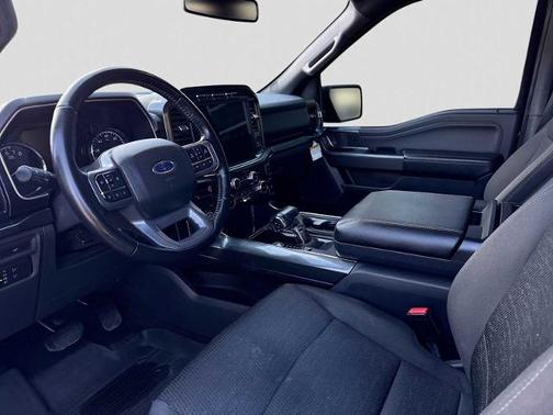 AGATE BLACK METALLIC 2022 Ford F-150 XLT