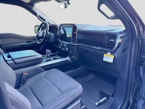 AGATE BLACK METALLIC 2022 Ford F-150 XLT