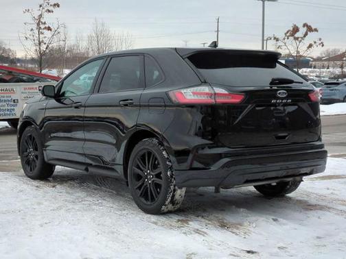 2024 Ford Edge ST-LINE