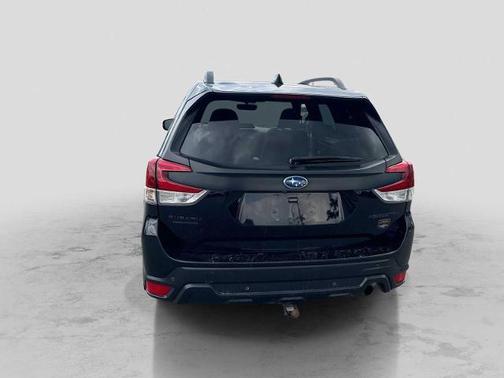 Crystal Black Silica 2024 Subaru Forester WILDERNESS