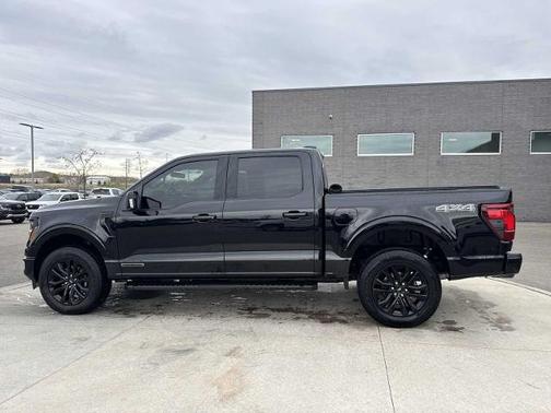 AGATE BLACK METALLIC 2025 Ford F-150 XLT