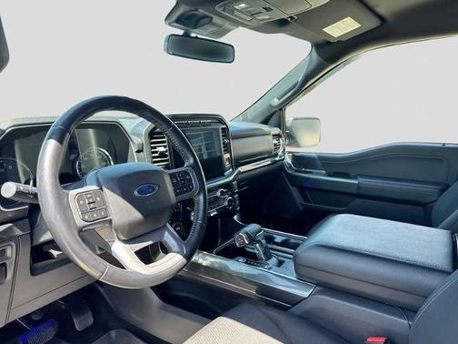 OXFORD WHITE 2022 Ford F-150 XLT