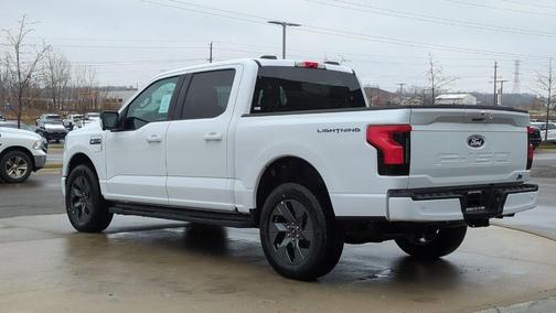2025 Ford F-150 Lightning Flash