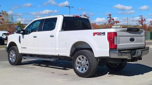 2017 Ford F-350 LARIAT SUPER DUTY