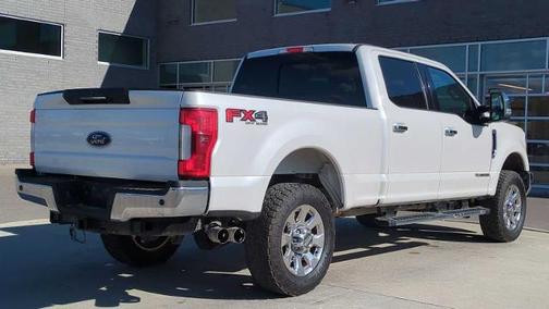 2017 Ford F-350 LARIAT SUPER DUTY