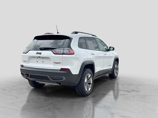 Bright White Clearcoat 2019 Jeep Cherokee TRAILHAWK