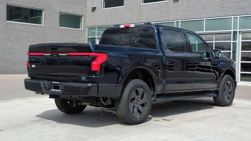 2025 Ford F-150 Lightning LARIAT