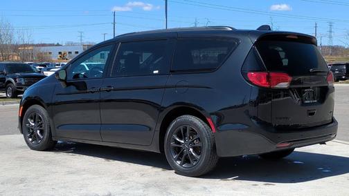 2020 Chrysler Pacifica Launch Edition