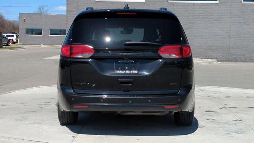 2020 Chrysler Pacifica Launch Edition