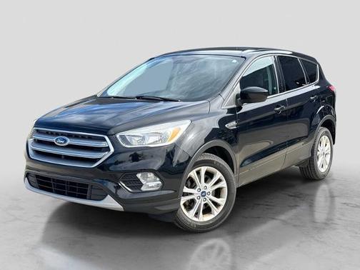 SHADOW BLACK 2017 Ford Escape SE