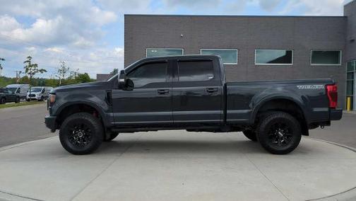 2021 Ford F-350 LARIAT SUPER DUTY