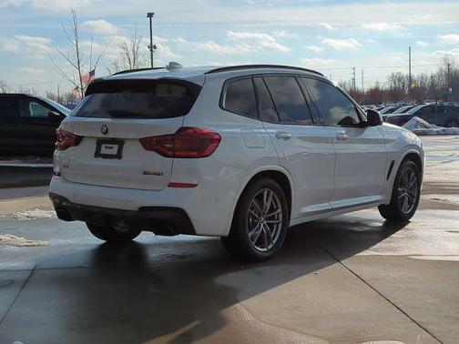 2021 BMW X3 M40I