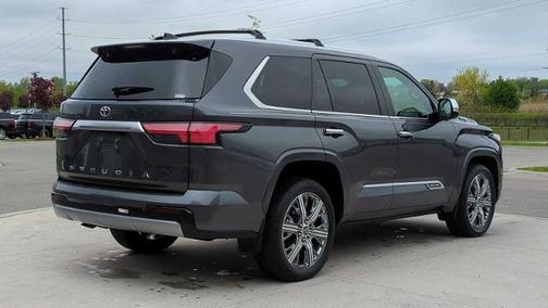 2024 Toyota Sequoia CAPSTONE