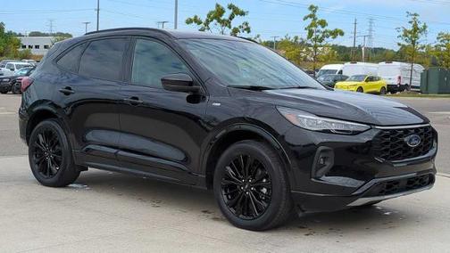 2024 Ford Escape ST-LINE ELITE