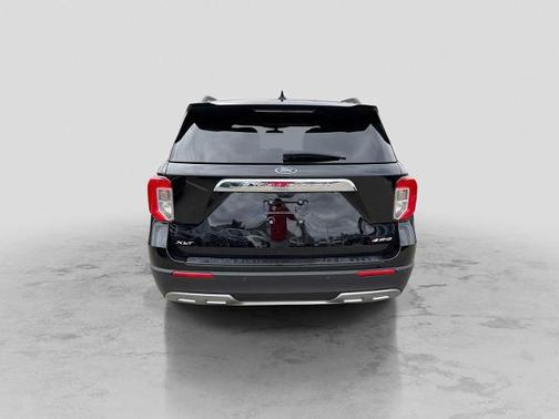 AGATE BLACK METALLIC 2024 Ford Explorer XLT