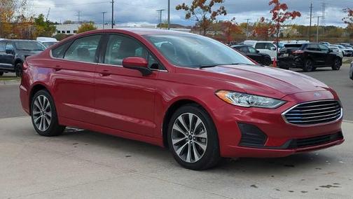 2020 Ford Fusion SE