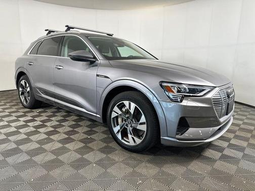 2021 Audi e-tron Premium