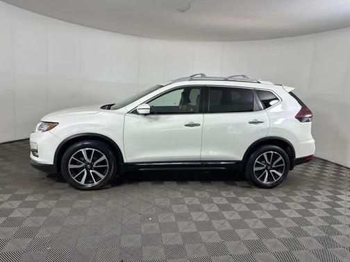2020 Nissan Rogue SL