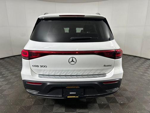 2023 Mercedes-Benz EQB 300 4MATIC