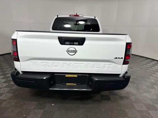 2024 Nissan Frontier S
