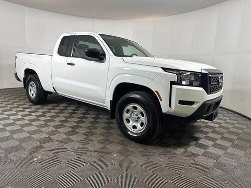 2024 Nissan Frontier S