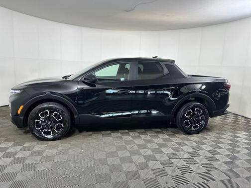 2024 Hyundai SANTA CRUZ SE