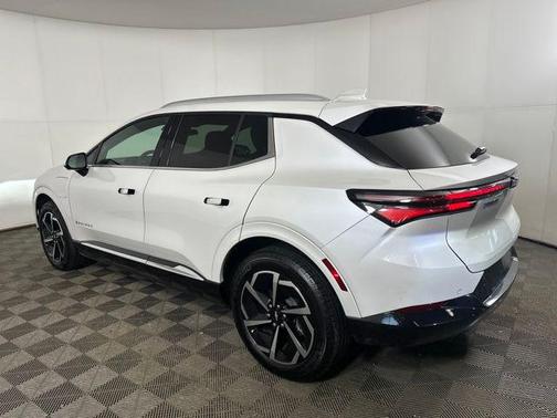 2024 Chevrolet Equinox EV 2LT