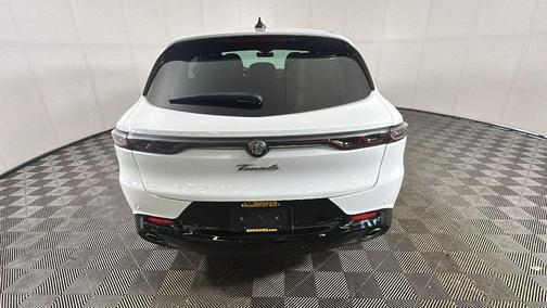 Alfa White 2024 Alfa Romeo Tonale Veloce EAWD