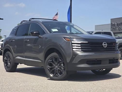 Gun Metallic 2026 Nissan Kicks SR