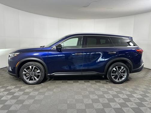 2022 INFINITI QX60 Luxe