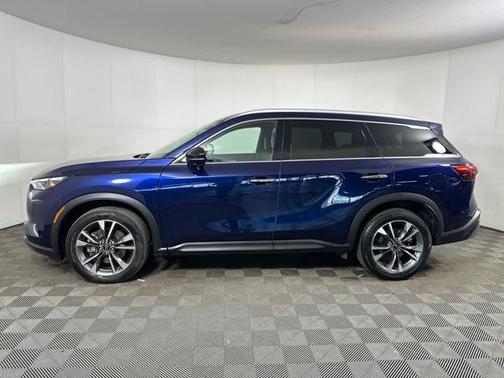 2022 INFINITI QX60 Luxe