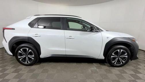 Cosmic White Pearl 2024 Subaru Solterra Premium