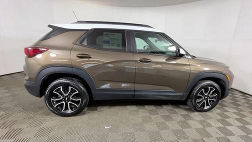 Zeus Bronze Metallic 2022 Chevrolet Trailblazer ACTIV