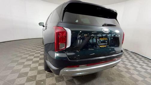 Robust Emerald 2025 Hyundai PALISADE Calligraphy