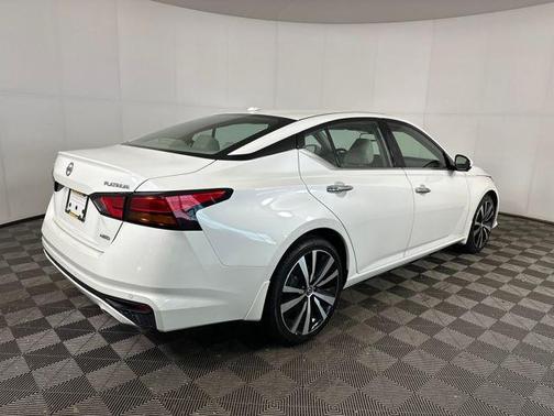 2019 Nissan Altima 2.5 Platinum