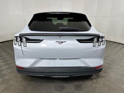2022 Ford Mustang Mach-E Select