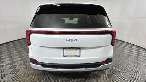 Snow White Pearl 2026 Kia Carnival LX