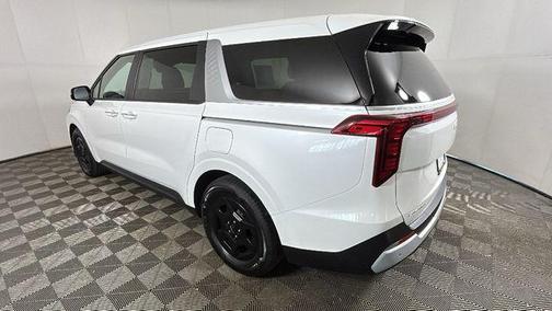 Snow White Pearl 2026 Kia Carnival LX