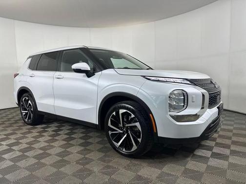 2022 Mitsubishi Outlander ES 2.5 S-AWC