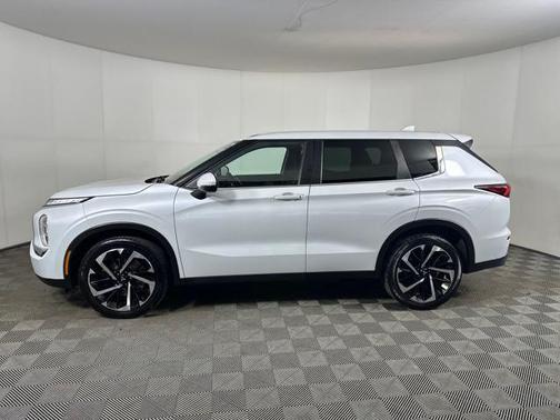 2022 Mitsubishi Outlander ES 2.5 S-AWC