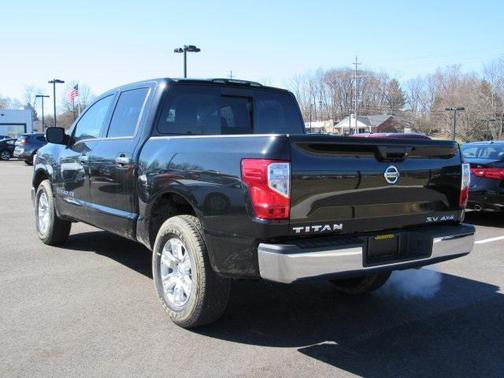 2019 Nissan Titan SV