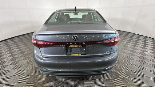 Pyrite Silver Metallic 2025 Volkswagen Jetta 1.5T SE