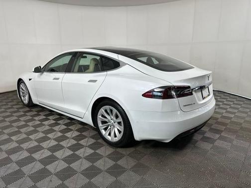 2016 Tesla Model S 75D