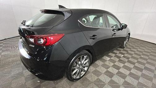 Jet Black Mica 2018 Mazda Mazda3 Touring