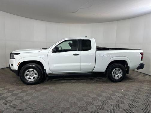 2023 Nissan Frontier S